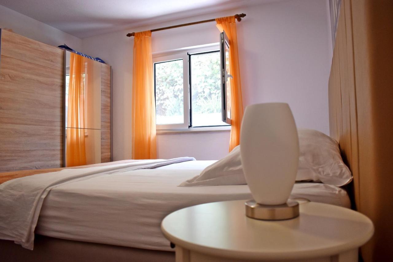 Apartmani Bozic Stobreč Esterno foto